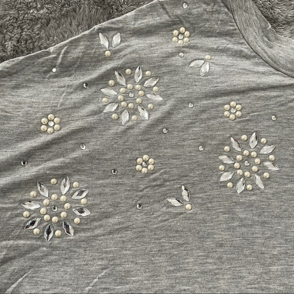 Terra & Sky Grey Ruffled Sleeve Bling Blouse 1X - Picture 2 of 6